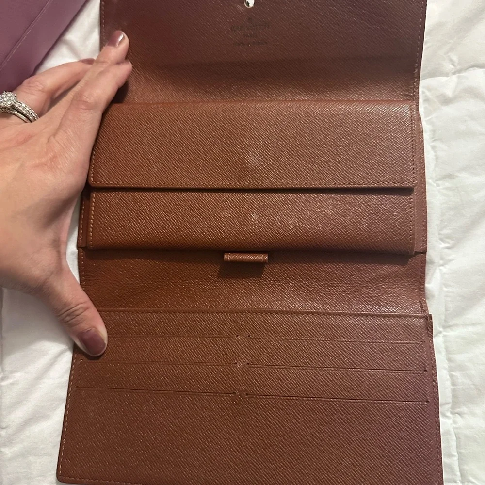 Louis Vuitton Sarah Monogram Wallet - Picture 3 of 6